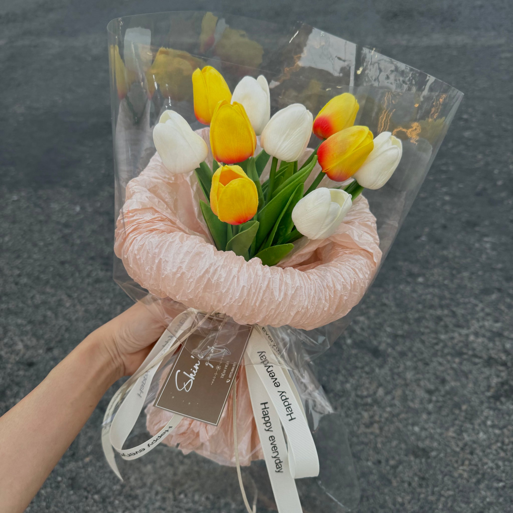 Bó Hoa Tulip Sáp - Hoa Tươi Sóc Trăng