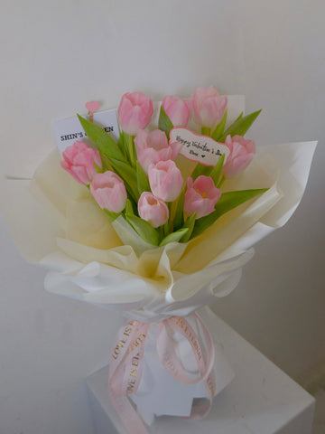 Bó Hoa Tulip Hồng - Hoa Tươi Sóc Trăng