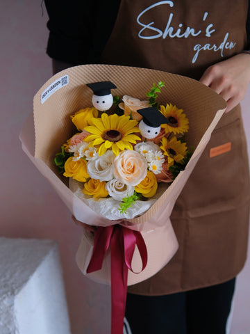Bó Hoa Sáp Tốt Nghiệp - Hoa Tươi Sóc Trăng