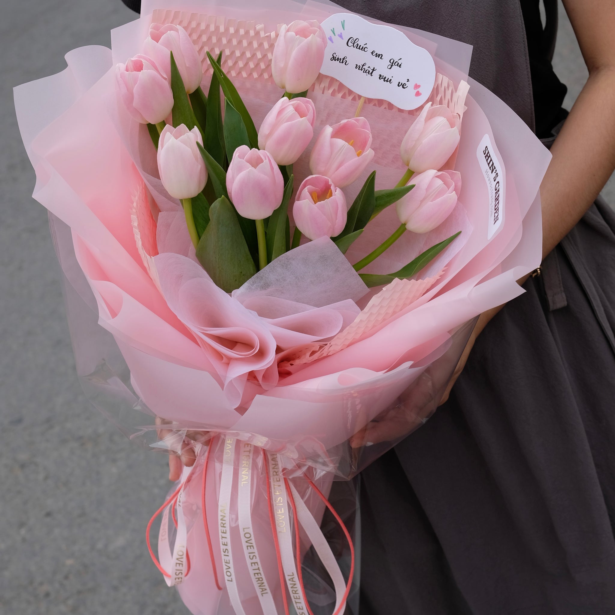 Bó Hoa Tulip Hồng - Hoa Tươi Sóc Trăng