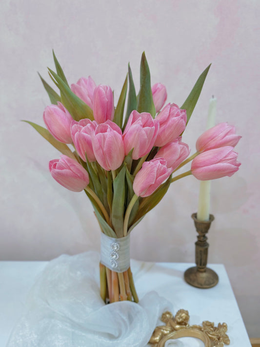 Bó Hoa Cưới Tulip Hồng - Hoa Tươi Sóc Trăng