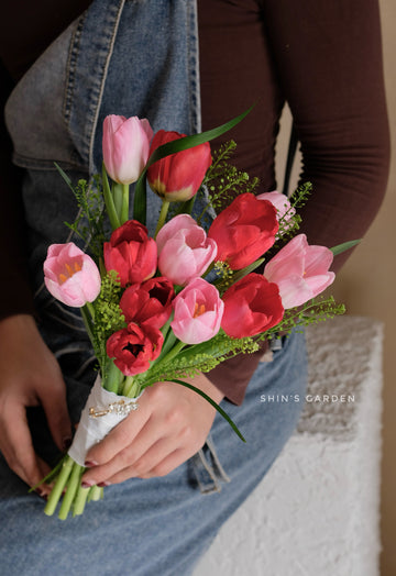 Bó Hoa Cưới Tulip - Hoa Tươi Sóc Trăng