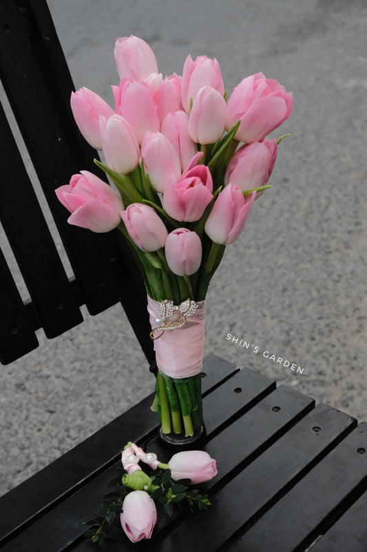 Bó Hoa Cưới Tulip Hồng - Hoa Tươi Sóc Trăng